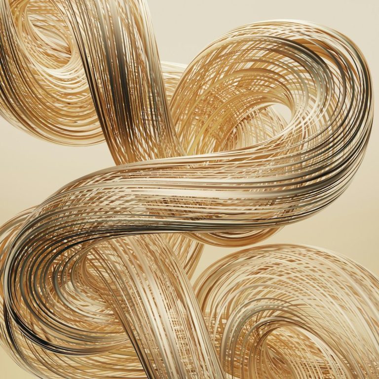 Líneas entrelazadas en tonos beige y dorado, creando un diseño abstracto orgánico. Regeneración capilar avanzada.